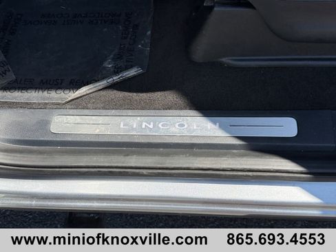Used 2024 Lincoln Navigator L Reserve AWD/4WD image 11