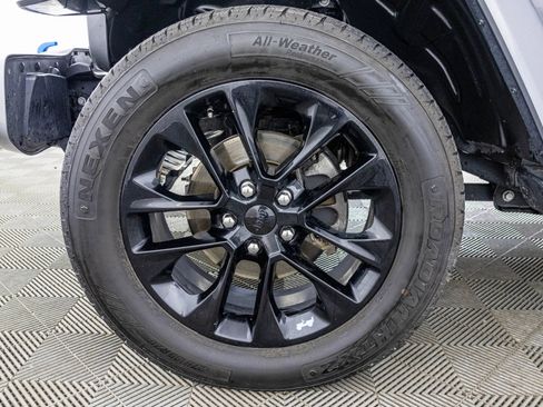 Used 2021 Jeep Wrangler Unlimited Sahara AWD/4WD image 52
