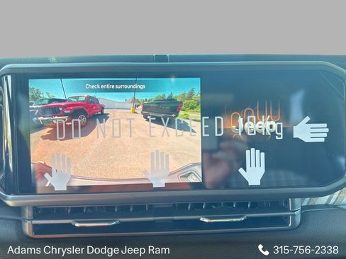 New 2026 Jeep Gladiator Sport AWD/4WD image 19