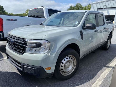 Used 2024 Ford Maverick XL FWD image 3