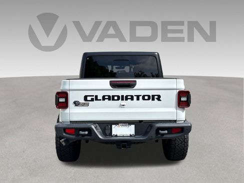Used 2021 Jeep Gladiator Mojave AWD/4WD image 32