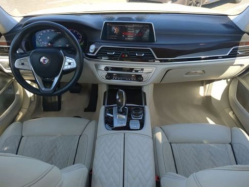 Used 2021 BMW ALPINA B7 xDrive image 16