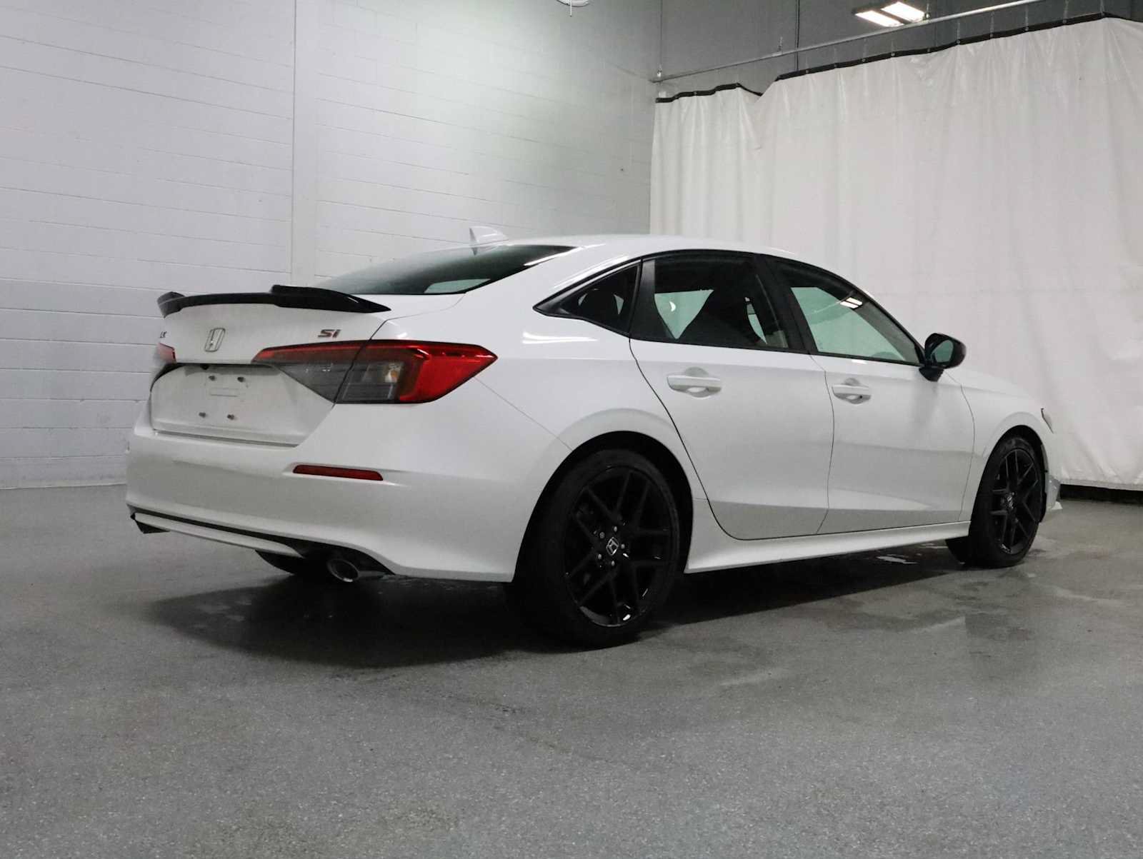 Used 2024 Honda Civic Si image 10
