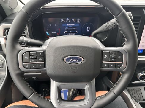 Used 2026 Ford F450 Lariat w/ Lariat Premium Package AWD/4WD image 22