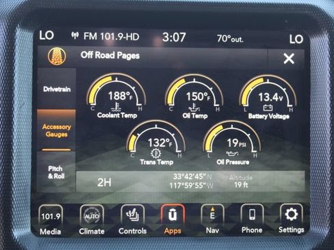 Used 2022 Jeep Wrangler Unlimited Sahara w/ Cold Weather Group AWD/4WD image 33