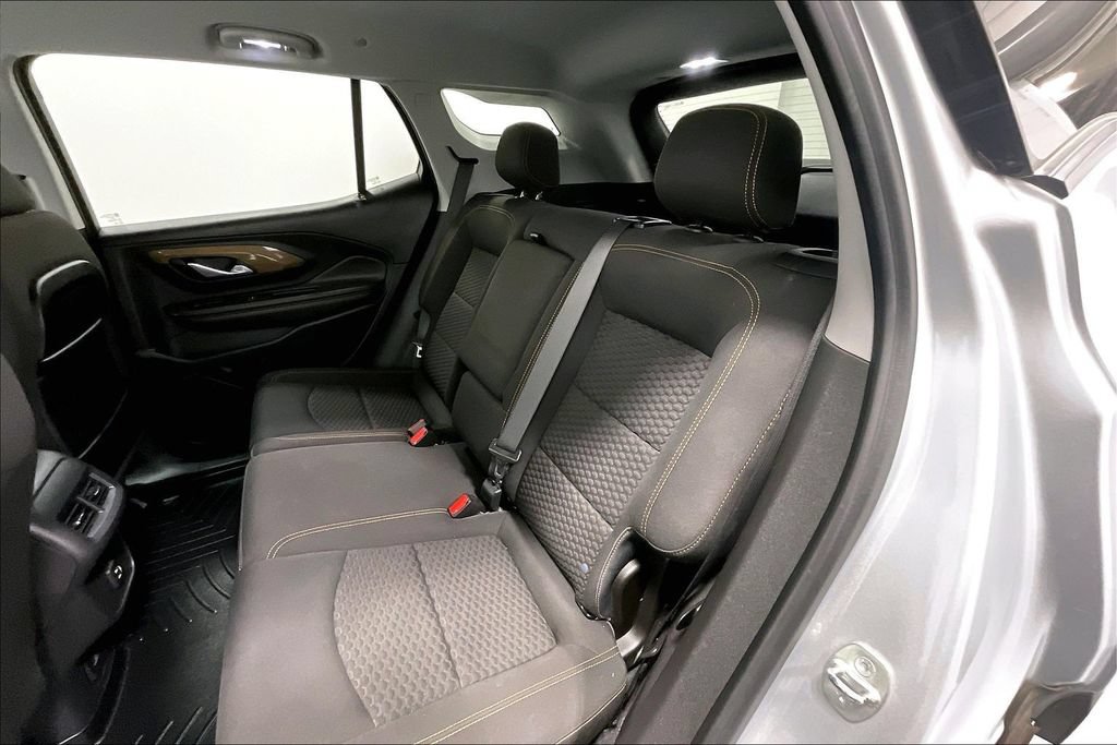 Used 2021 GMC Terrain SLE w/ Driver Convenience Package FWD image 27