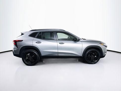 Used 2024 Chevrolet Trax ACTIV w/ Sunroof Package image 10