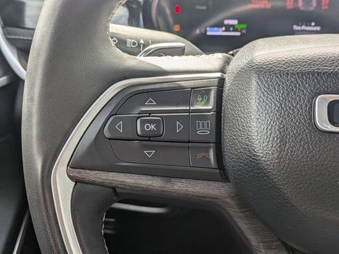 Used 2024 Jeep Grand Cherokee Limited 4xe image 27