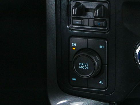 Used 2023 Ford F150 Lariat w/ Equipment Group 502A High AWD/4WD image 23