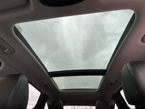 Used 2024 Hyundai Tucson Limited image 14