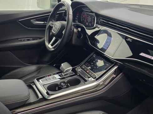 Used 2025 Audi Q7 3.0T Premium Plus image 28