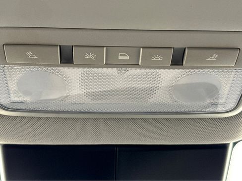 Used 2022 Chevrolet Trax LT w/ Driver Confidence Package image 24