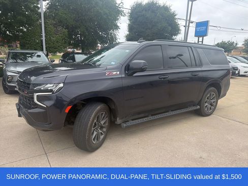 Used 2023 Chevrolet Suburban Z71 w/ Luxury Package AWD/4WD image 4