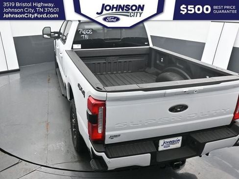 New 2026 Ford F250 Lariat w/ Black Appearance Package AWD/4WD image 22