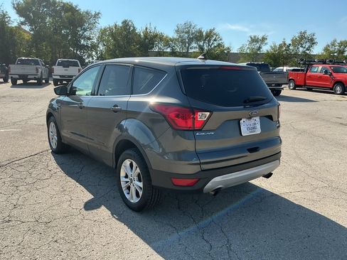 Used 2019 Ford Escape SE AWD/4WD image 3