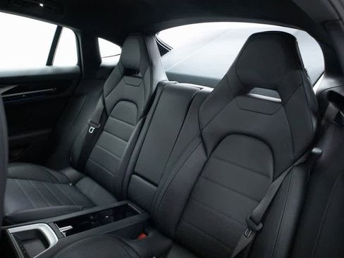 Certified 2024 Porsche Panamera 4 image 28