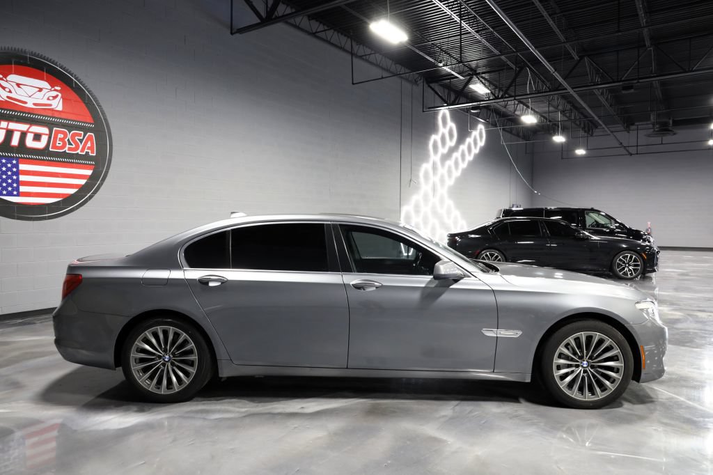 Used 2012 BMW 740Li RWD image 8