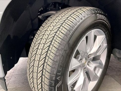 Used 2024 Chevrolet Silverado 1500 Custom image 33