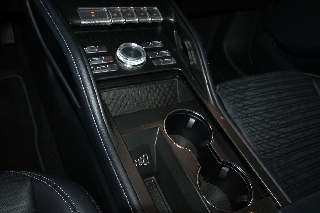 Used 2025 Lincoln Nautilus Reserve AWD/4WD image 20