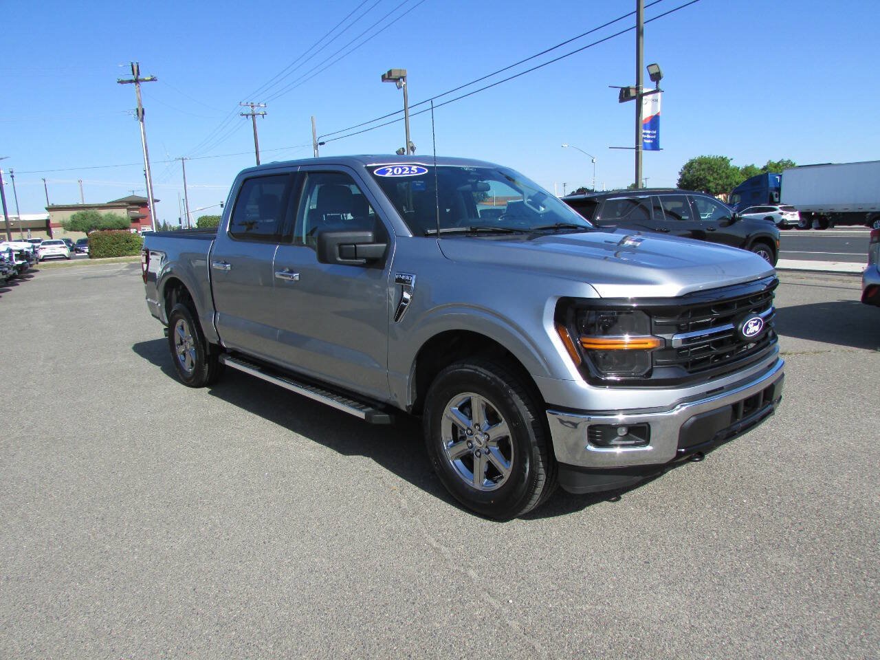 Used 2025 Ford F150 XLT w/ Equipment Group 301A Standard AWD/4WD image 5