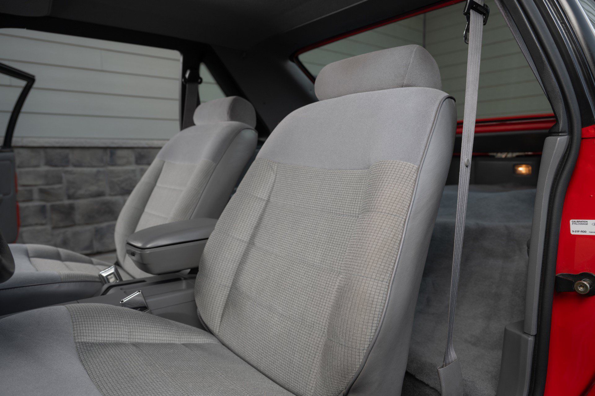 Used 1993 Ford Mustang Cobra RWD image 29