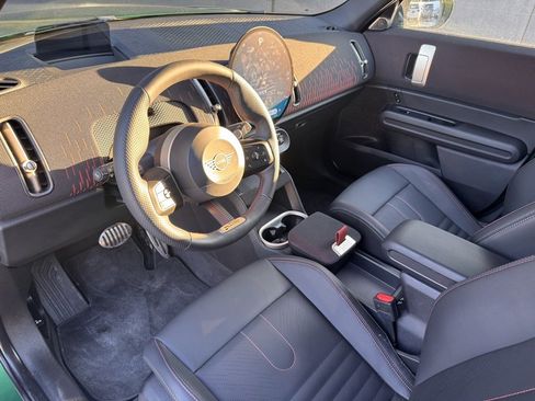 Used 2025 MINI Cooper Countryman John Cooper Works w/ Comfort Package Max image 16