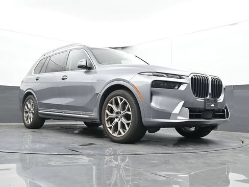Used 2026 BMW X7 xDrive40i AWD/4WD image 34