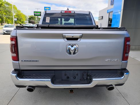 Used 2022 RAM 1500 Laramie AWD/4WD image 9
