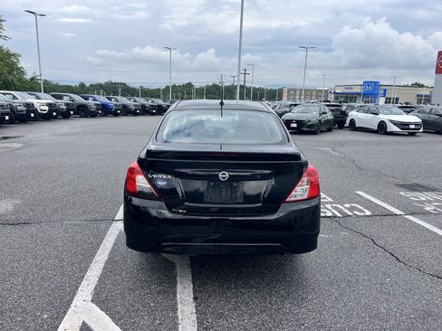 Used 2017 Nissan Versa S Plus FWD image 6