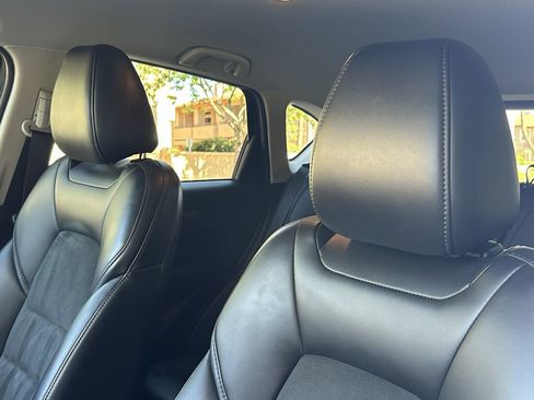 Used 2020 MAZDA CX-5 Touring FWD image 10