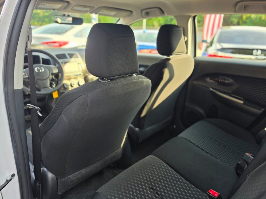 Used 2014 Scion xD FWD image 26