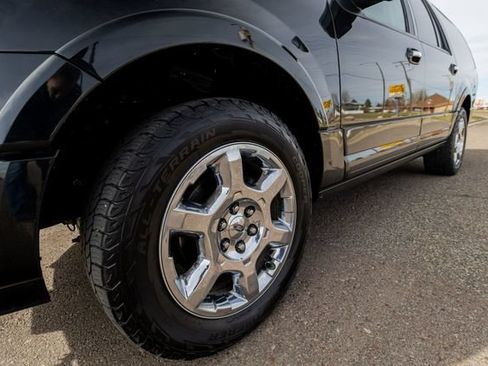 Used 2014 Ford Expedition EL Limited w/ Equipment Group 301A AWD/4WD image 9