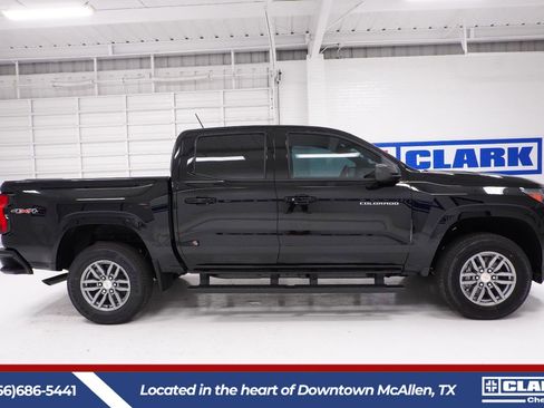 New 2026 Chevrolet Colorado LT w/ Advanced Trailering Package AWD/4WD image 4