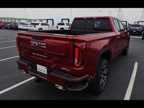 Used 2026 GMC Sierra 1500 AT4 w/ Technology Package AWD/4WD image 5