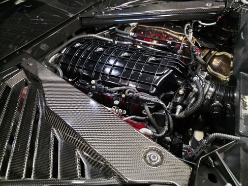 Used 2022 Chevrolet Corvette Stingray Premium Cpe w/ Z51 Performance Package RWD image 38