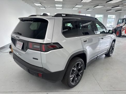 New 2026 Jeep Cherokee Overland w/ Advanced Pro Tech Group AWD/4WD image 8