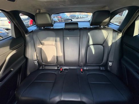 Used 2020 Jaguar F-PACE Premium image 13