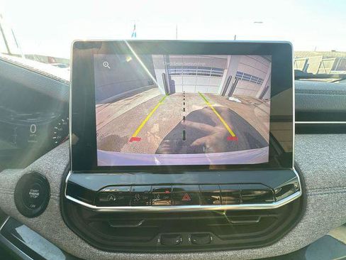 Certified 2022 Jeep Compass Latitude w/ Convenience Group image 19