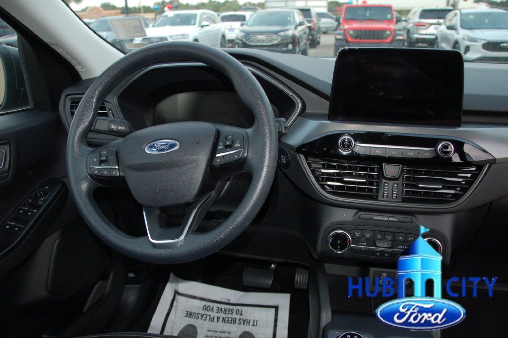 Used 2025 Ford Escape Active FWD image 19