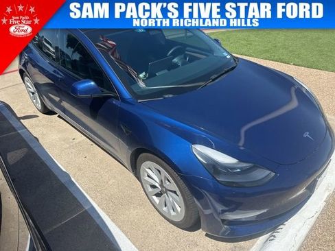 Used 2023 Tesla Model 3 Standard Range RWD image 3