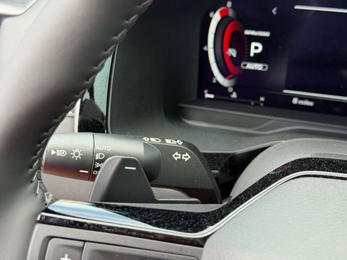 New 2026 Nissan Pathfinder SL image 23