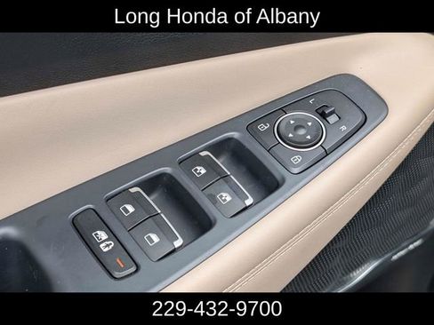 Used 2023 Hyundai Santa Fe SEL w/ Premium Package FWD image 13