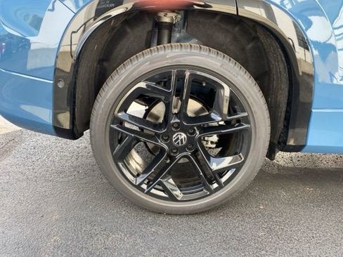 New 2026 Volkswagen Tiguan SE R-Line image 21