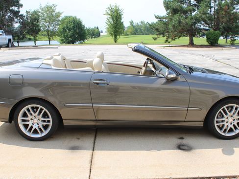 Used 2008 Mercedes-Benz CLK 350 Cabriolet image 31