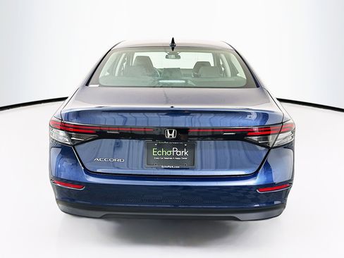 Used 2025 Honda Accord SE image 7