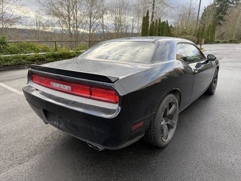 Used 2013 Dodge Challenger R/T Plus image 5