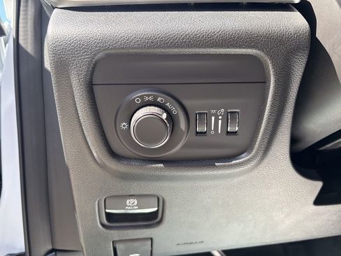 New 2026 Jeep Grand Cherokee Laredo AWD/4WD image 57