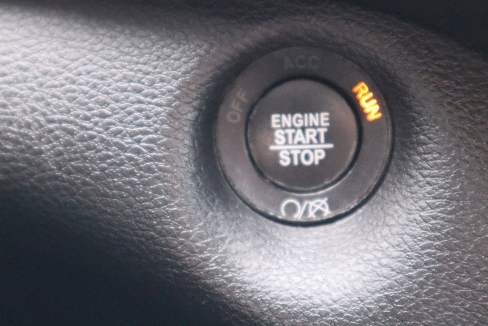 Used 2021 Jeep Cherokee Latitude Lux w/ Sun & Sound Group FWD image 28