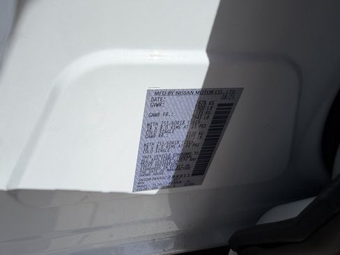 Used 2025 Nissan Pathfinder SV FWD image 42