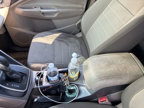 Used 2013 Ford Escape SE FWD image 9